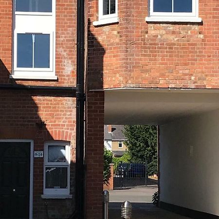 Berkshire Serviced Apartment Helena 12 Reading Luaran gambar